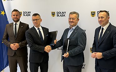 Dolny Śląsk stawia na nowoczesność: 55 nowych Elfów od PESA Bydgoszcz!