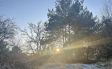 Chłodno, przeważnie pochmurno z przejaśnieniami [POGODA]