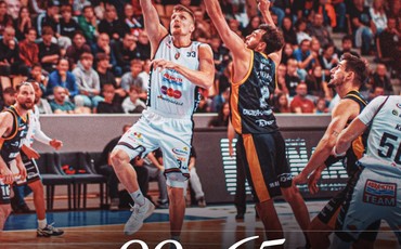 Zwycięstwo Astorii Bydgoszcz! Żubry zmiażdżone na własnym parkiecie