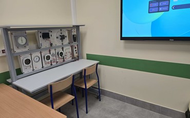 Bydgoscy uczniowie w kokpicie: szczyt technologii w „Mechaniku”