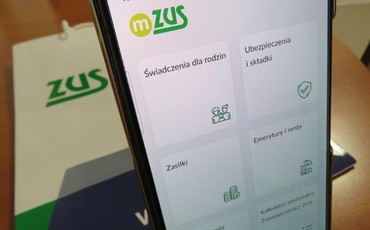 Milion Polaków już z mZUS na smartfonach! Czy to rewolucja w obsłudze ZUS?