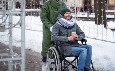 Wsparcie dla niepełnosprawnych: Jak zdobyć świadczenie? Kliknij, by dowiedzieć się więcej!