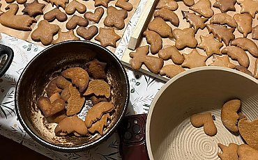 Świąteczne pierniczki jak u mamy marszałka Całbeckiego – wypróbuj ten przepis!