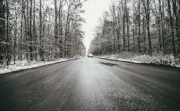 Święta na drogach: Ostrożność kierowców pod lupą policji!