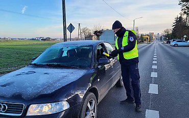 Policyjny Sylwester: Kontrola drogowa z ostrzeżeniem dla kierowców!