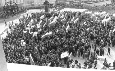 Zakazane Święto: Jak PRL Walczyło z 3 Maja