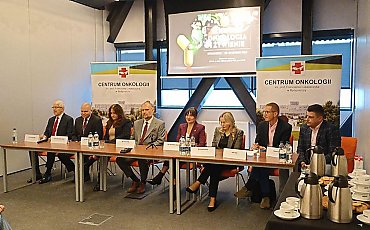 Blisko 300 specjalistów z całego kraju dyskutuje o żywieniu chorych na nowotwory. W bydgoskim Centrum Onkologii rozpoczęło się specjalne sympozjum