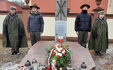 Bydgoszczanie pamiętają o bohaterze! Harcerze uczcili Zbigniewa Smoleńskiego „Żurawia”