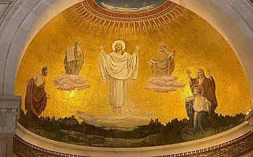 Przemienienie na górze Tabor. Wielkopostne światło przed cieniem krzyża