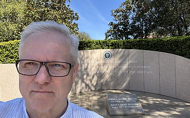 Pielęgniarka z Florydy chce ataku na USA? Sprawa Joyce Schulz-Fury i polityczne gry za oceanem