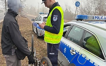 331 wykroczeń i ponad 1000 przekroczeń prędkości w jeden dzień. Policja kolejny stoi raz na straży bezpieczeństwa pieszych i rowerzystów