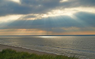 Przejaśnienia i umiarkowany wiatr nad Bydgoszczą [POGODA]