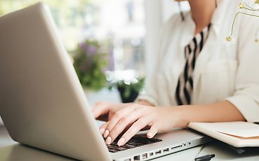 To był czas krótkich umów o dzieło. ZUS podsumowuje 2025 rok