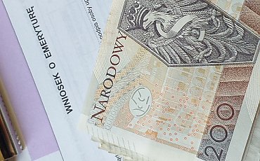 Emerytury są niższe, bo żyjemy dłużej. Od 1 kwietnia obowiązuje nowa tablica dalszego trwania życia