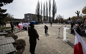 Zostały guziki, listy i orzełki. Pomorze i Kujawy w hołdzie ofiarom Katynia