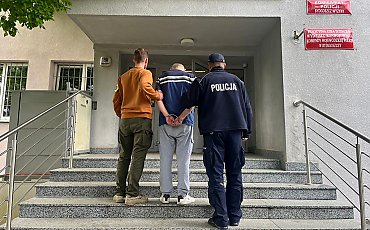 Ponad kilogram narkotyków w samochodzie. 54-latek z Zielonki trafił do aresztu