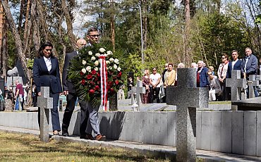 Smukała pamięta. Hołd dla ofiar niemieckiego obozu wysiedleńczego