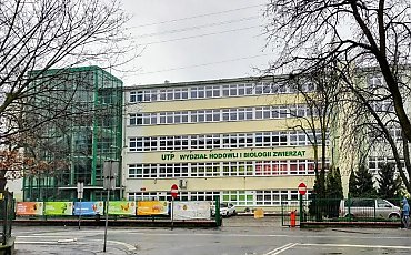 Ewakuacja na Politechnice Bydgoskiej. W fiolce wykryto kwas pikrynowy