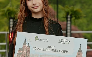 Bydgoszcz zaczaruje na Festiwalu Zaczarowanej Piosenki? Młoda wokalistka z  MDK5 wystąpi w finale konkursu