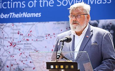 Rodziny w samolocie mają siedzieć razem bez dopłat. Unia porozumiała się w sprawie praw pasażerów