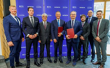 Bydgoszcz bliżej kolei dużych prędkości. PESA i Hitachi Rail łączą siły