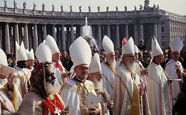 [NIEDZIELA Z TYGODNIKIEM] Poza Kościołem nie ma zbawienia. Czy Sobór Watykański II to odwołał?