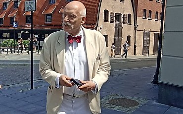 Korwin-Mikke w Bydgoszczy przeciw „lex szarlatan”. Spór o wolność pacjenta 