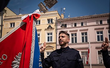 Święto Policji w Bydgoszczy. Setki awansów i ślubowanie nowych funkcjonariuszy