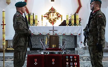 Bydgoszcz pożegnała płk Urszulę Tauer „Alę”. Bohaterka została pośmiertnie odznaczona
