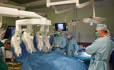 Nowoczesna medycyna dla najmłodszych. W Bydgoszczy ruszył program operacji robotycznych