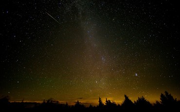 Przeżyj magiczną noc spadających gwiazd! Perseidy w województwie kujawsko-pomorskim