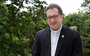 [KSIĄŻKA TYGODNI(K)A] Czy współczesne herezje naprawdę są nowe? O wywiadzie-rzece z ks. prof. Piotrem Roszakiem