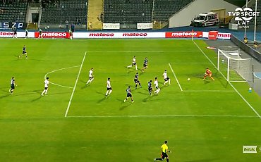 Zawisza umocnił się w czołówce Betclic 2. ligi. Odesłał z kwitkiem Legię Warszawa
