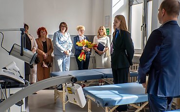 Nowy Instytut Fizjoterapii otwarty w Bydgoszczy. Studenci będą korzystać m.in. z wirtualnych stołów 3D
