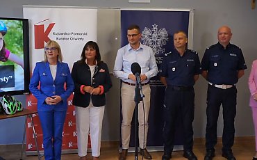 Kaski dla młodych rowerzystów. W Bydgoszczy ruszyła wojewódzka akcja bezpieczeństwa