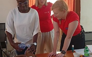 Bydgoska neonatolog szkoli medyków w Senegalu. W Fatick uczą ratować noworodki