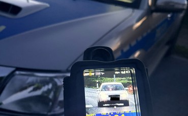 Dwa poważne przekroczenia prędkości w niespełna dwie godziny. 30-latka dostała 26 punktów