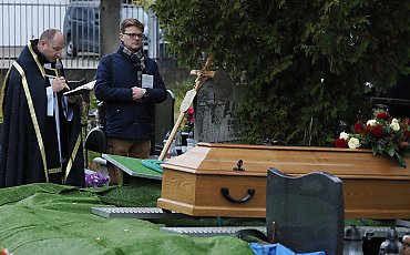 „Odejdę, gdy nie będę już mógł malować”. Bydgoszcz pożegnała Kazimierza Drejasa