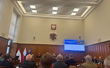 Sejmik poparł kierunek fuzji trzech szpitali. Wśród nich bydgoskie centrum pulmonologii