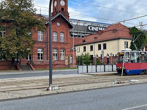 Zginął na Jagiellońskiej. Przyjaciele stawiają znicze i żegnają go na fejsbuku 