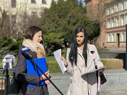 Protest wyborczy po głosowaniu do rady osiedla w Bydgoszczy. Mieszkanka składa oficjalne pismo