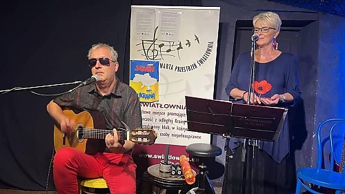 Niewidomy poeta, sportowiec i masażysta wystąpi w Bydgoszczy! Z żoną tworzą niezwykły duet pełen marzeń
