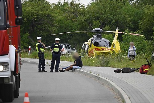Groźny wypadek na hulajnodze w Świeciu – śmigłowiec LPR w akcji! Czy nastolatkowie wrócą bezpieczni do domu?