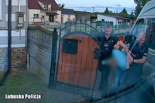 Szaleńczy pościg za złodziejem kampera! Bydgoscy policjanci złapali go w Świecku