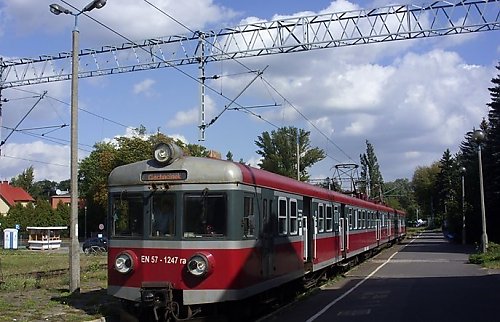 Ciechocinek wraca na mapę kolejową! Już w grudniu pojedziesz z Bydgoszczy za złotówkę