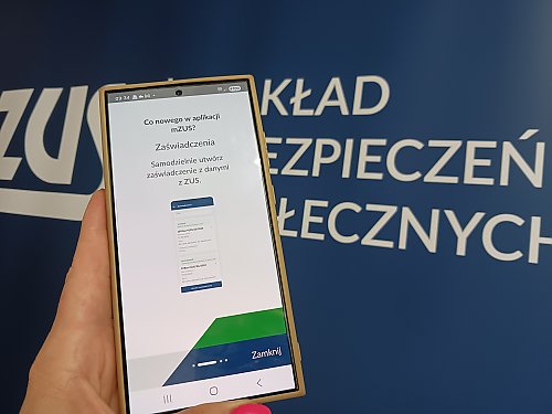 Masz telefon? Możesz sam pobrać zaświadczenie z ZUS! Nowa funkcja już działa