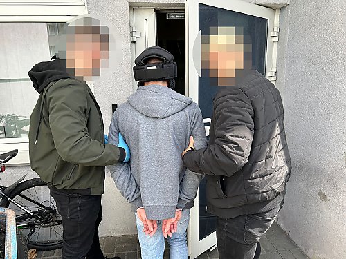 Noc grozy w Bydgoszczy. 33-latek podejrzany o serię podpaleń aut