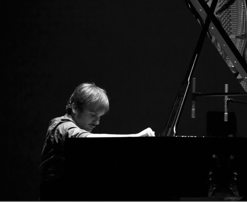 Jazzowy wieczór w sercu Bydgoszczy – znani muzycy na scenie Światłowni!