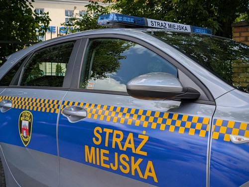 Pożar na ul. Przemysłowej: dramatyczna akcja straży miejskiej!