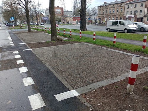 Nowe parkingi przy Grunwaldzkiej: ulga dla kierowców i ochrona zieleni!